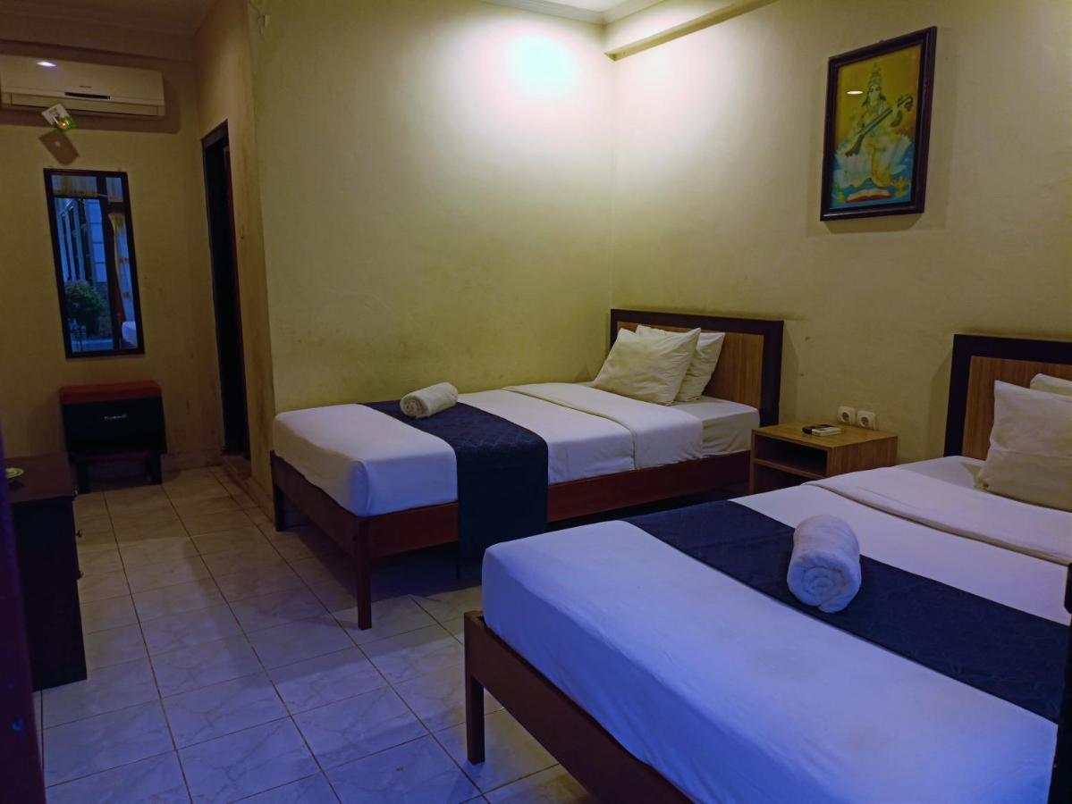 Hotel Catur Adi Putra 2*