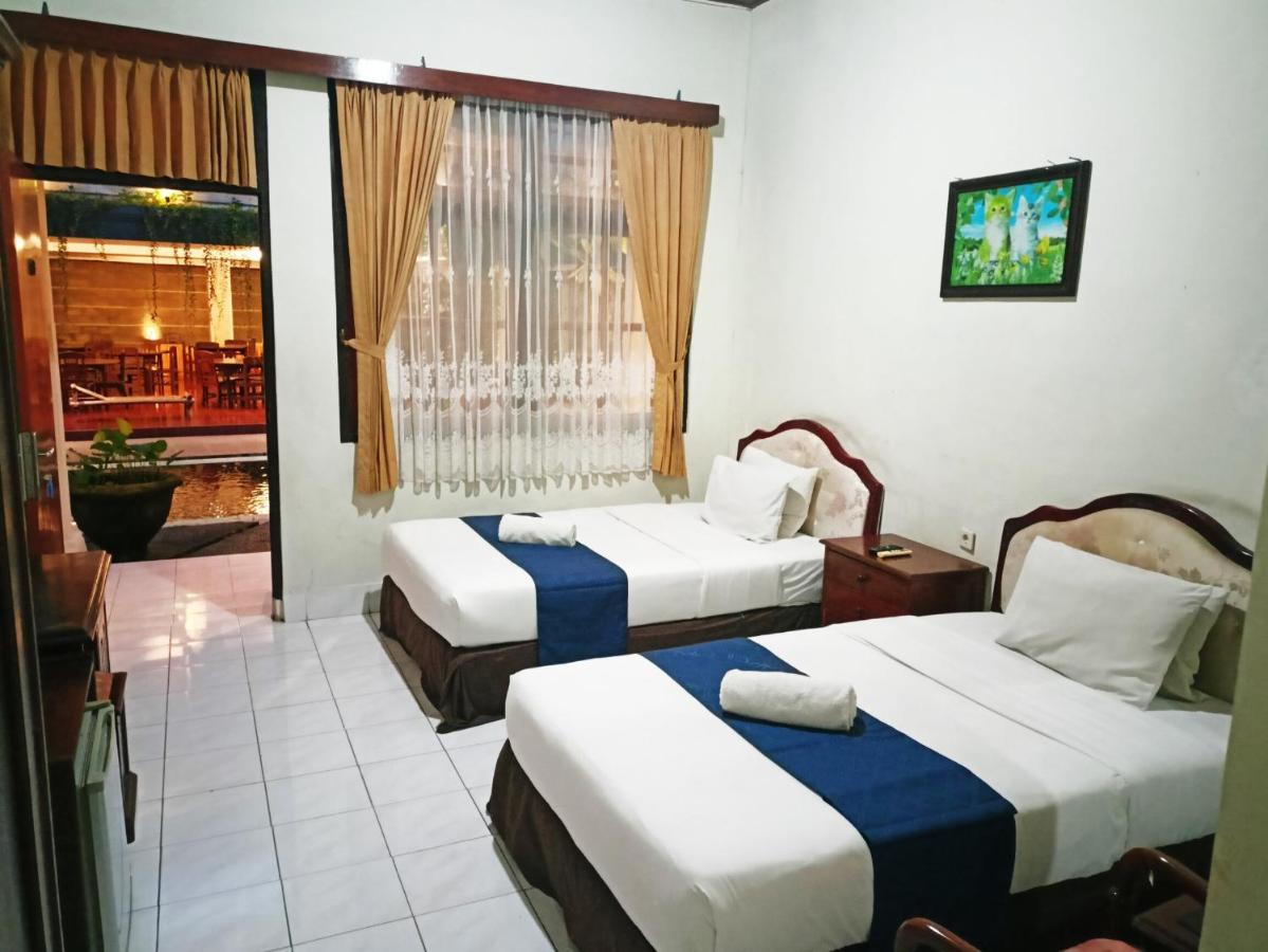 Hotel Catur Adi Putra