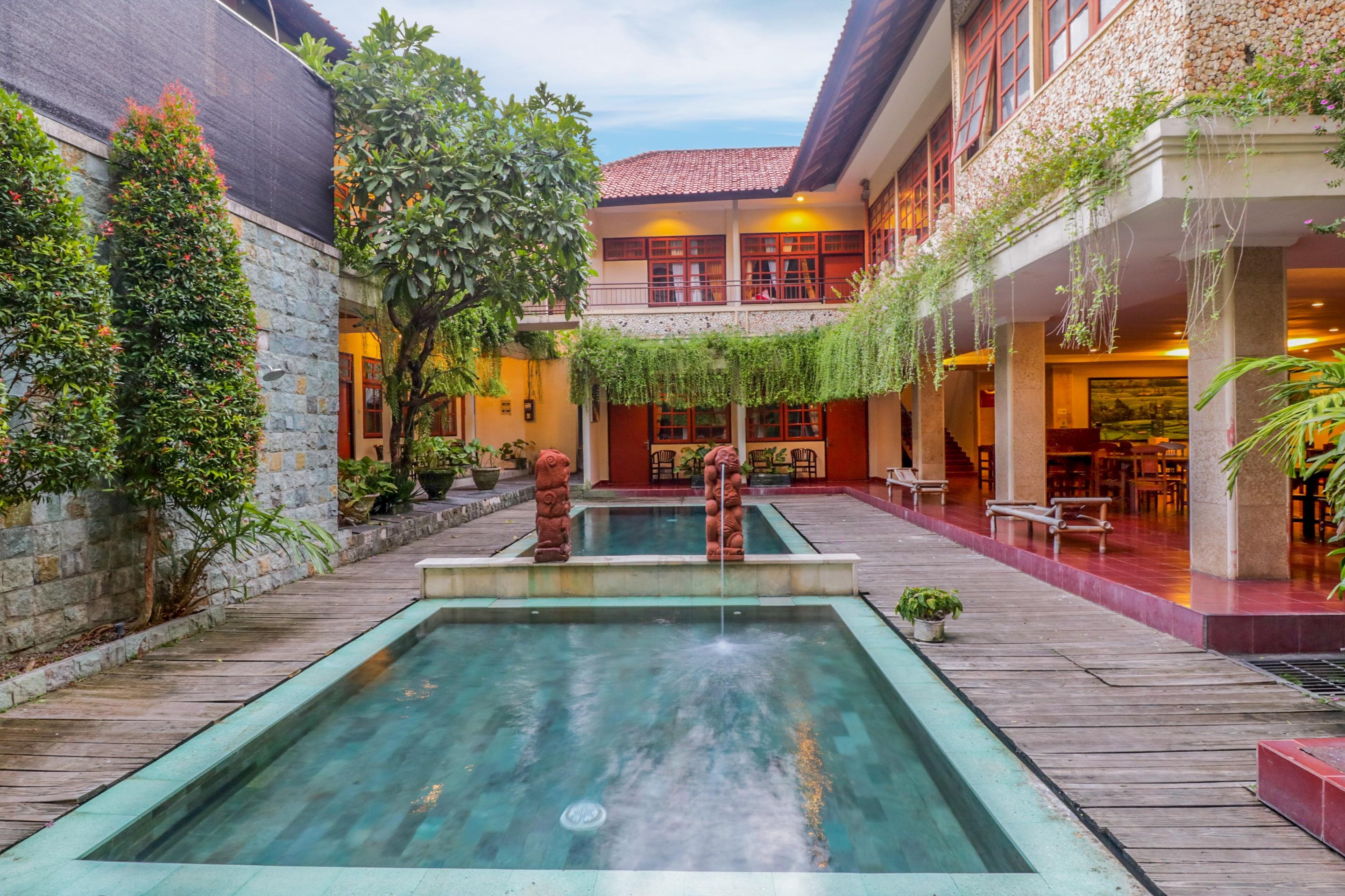 Catur Adi Putra Denpasar