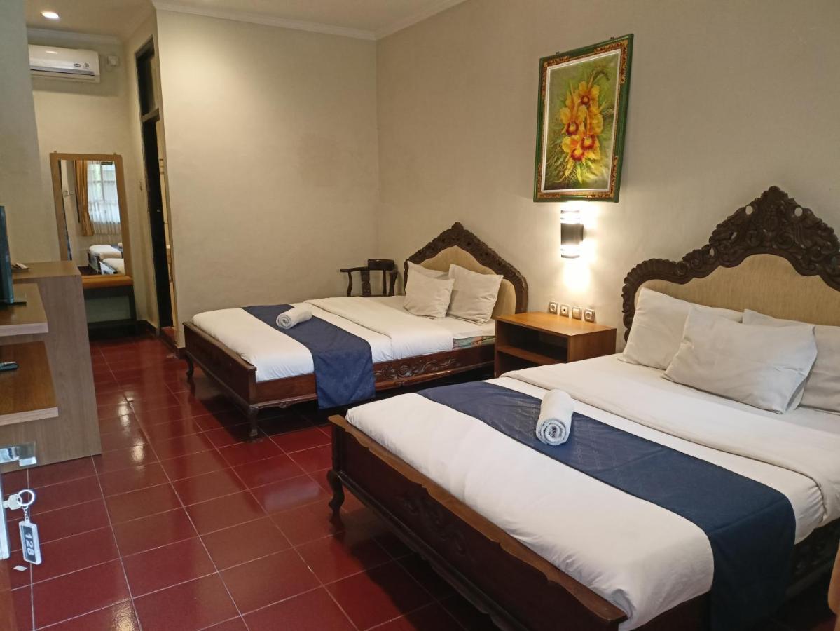 Hotel Catur Adi Putra